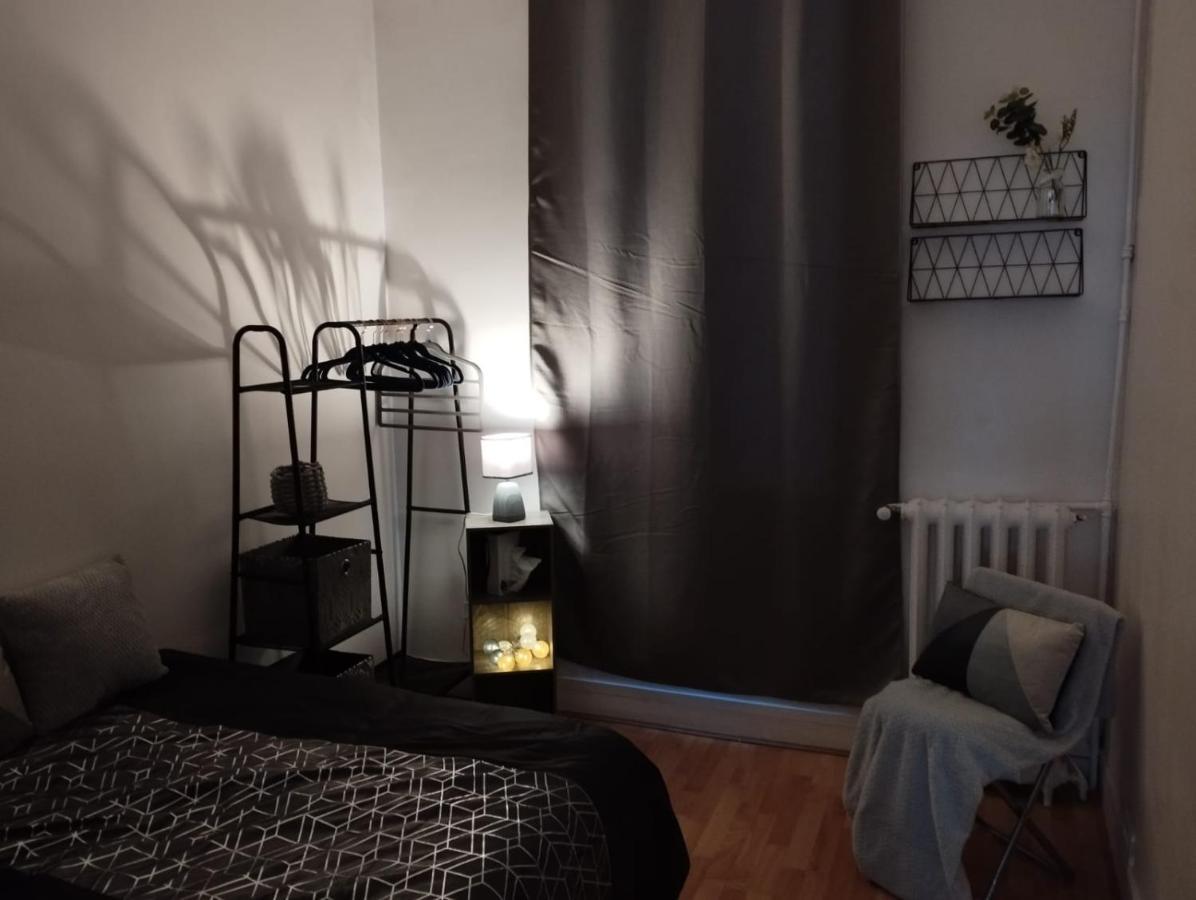Parisian Vibes A Clichy Apartment Стая снимка