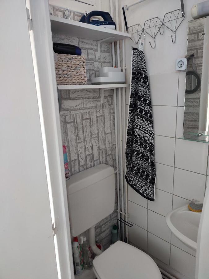 Parisian Vibes A Clichy Apartment Стая снимка